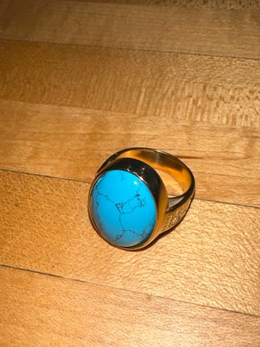 Customer photo review of Men's Vintage Ring Blue Turquoise in 10k Yellow Gold