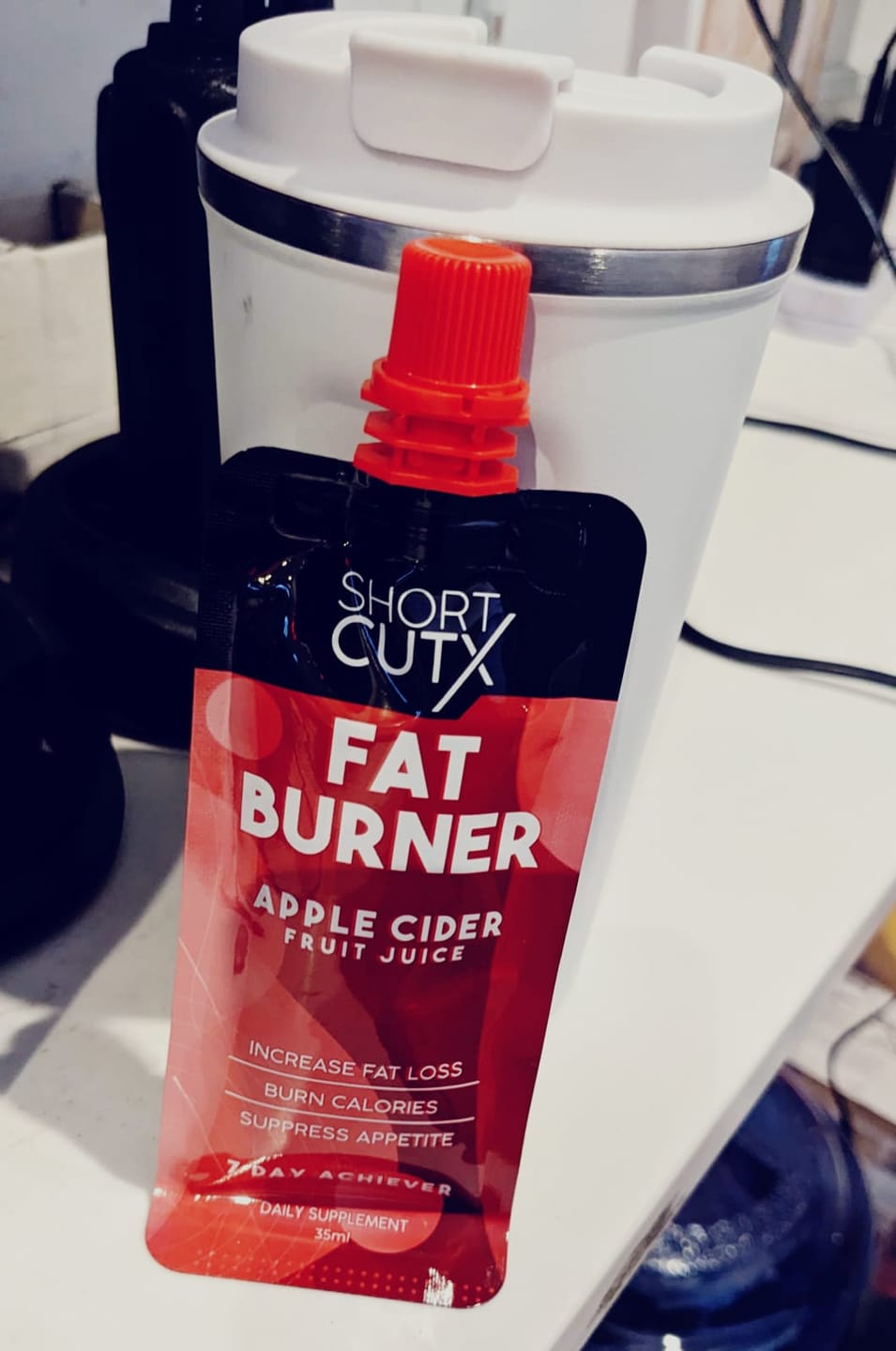 Customer photo review of Shortcutx Fat Burner Apple Cider Fruit Juice