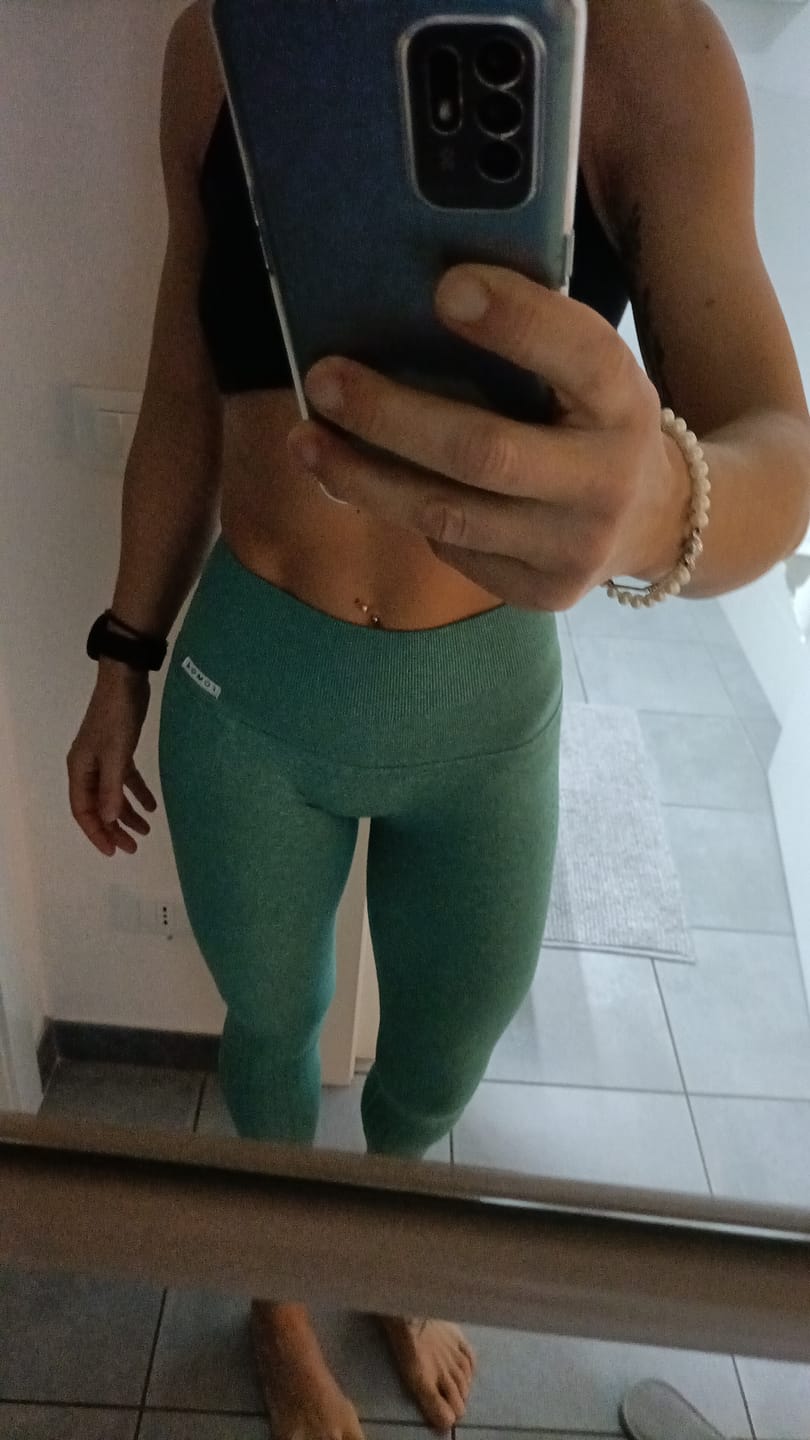 Customer photo review of Leggings Jungle Pitone Ghiaccio