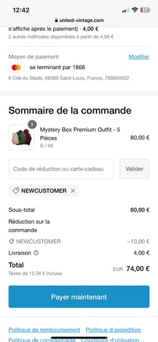 Customer photo review of Mystery Box Premium Outfit - 5 Pièces