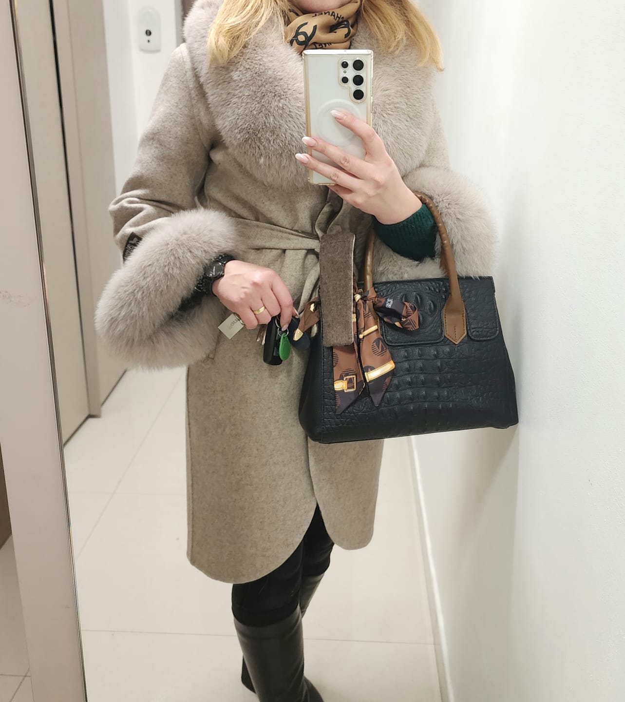 Customer photo review of Palton alpaka Ami Beige