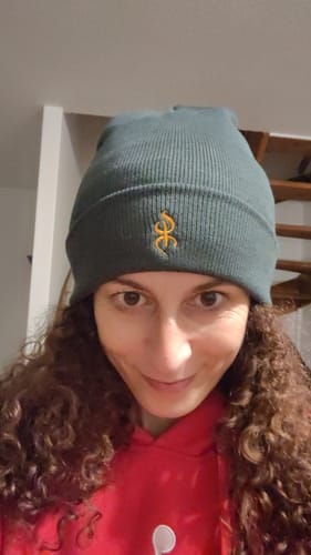 Customer photo review of Bonnet brodé YAZ ⵣ - Symbole de noblesse et de liberté