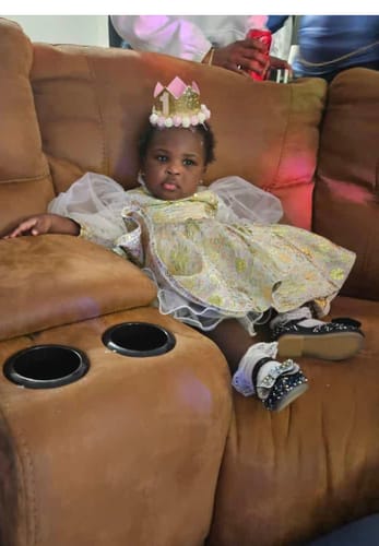 Customer photo review of Baby Girl Butterfly Knot Sequins Performance Princess Shoes