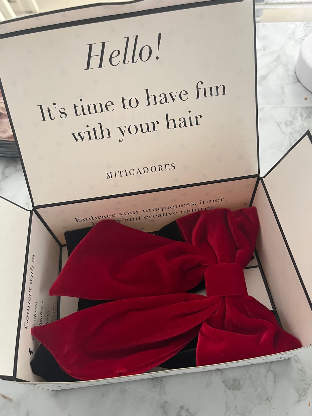 Customer photo review of Moño - Large Red Bow