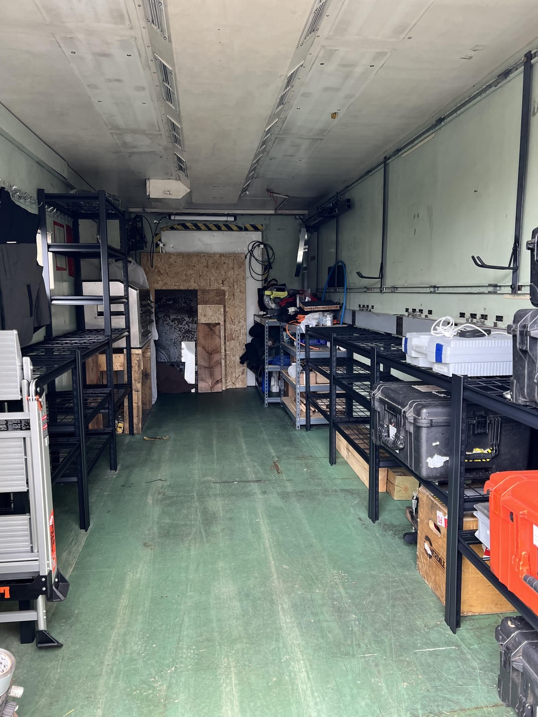 Customer photo review of REIBII 35.6"W Metal Shelving 2500LBS Heavy-Duty Storage Shelves Adjustable Storage Shelves for Garage, Kitchen,Basement