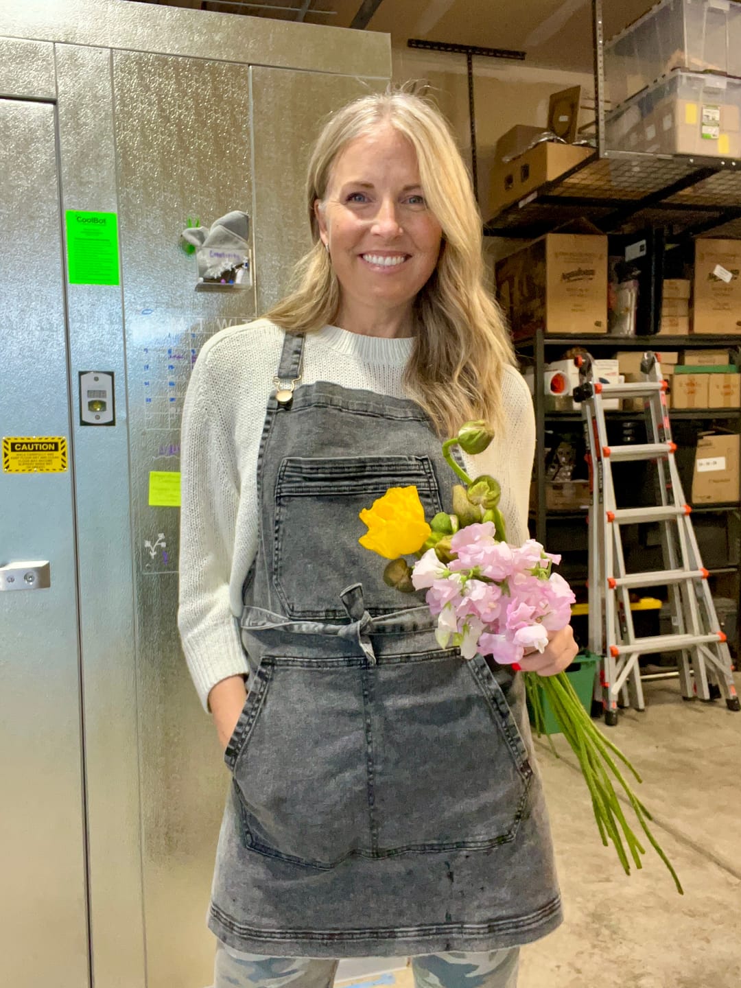 Customer photo review of Over Shoulder Black Acid Washed Apron