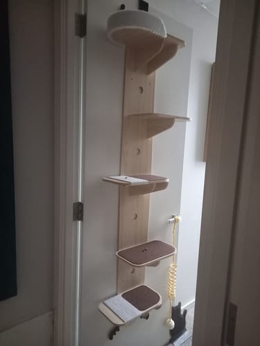 Customer photo review of Elk-Shaped Multi-Level Wooden Hanging Cat Tree Cat Toy
