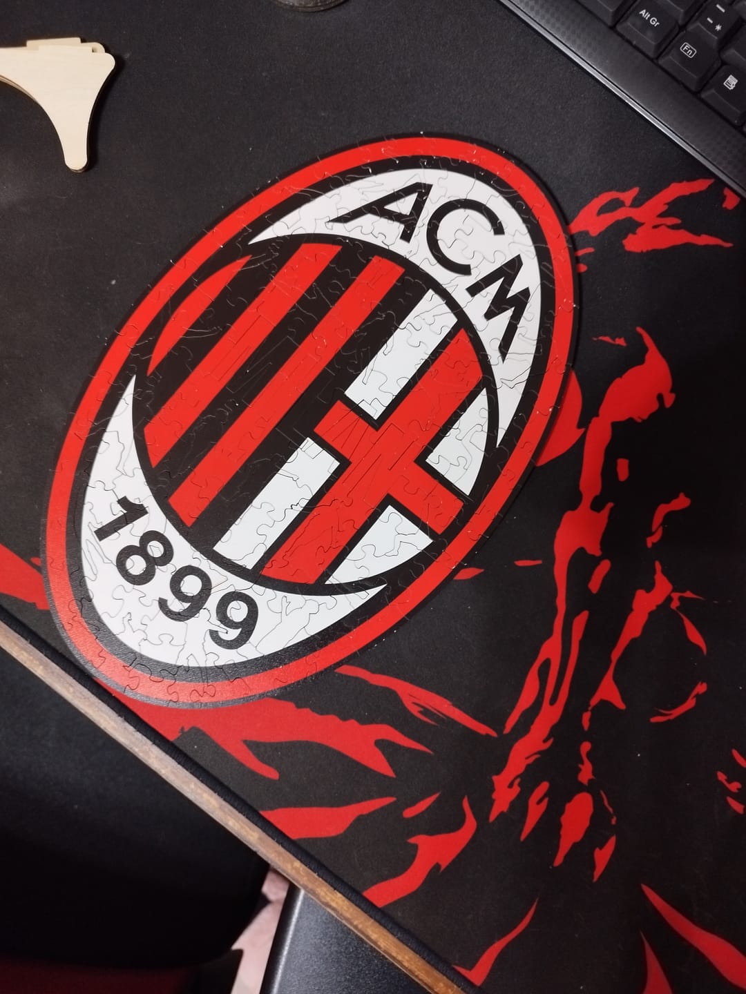 Customer photo review of AC Milan® Logo - Wooden Puzzle