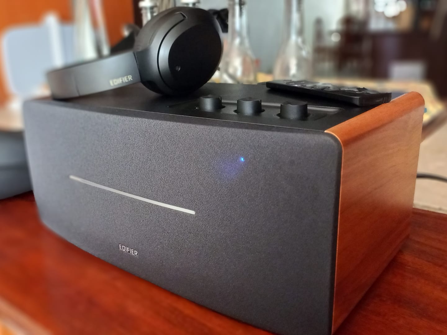 Customer photo review of Edifier D12 Bookshelf Speaker - Integrated Desktop Stereo Bluetooth Speaker- Wooden Enclosure