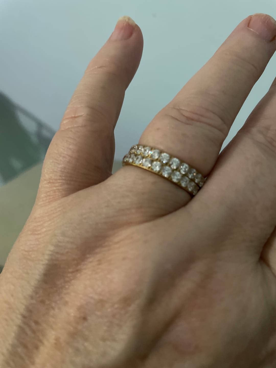 Customer photo review of Gold 3mm Full Glitz Ring