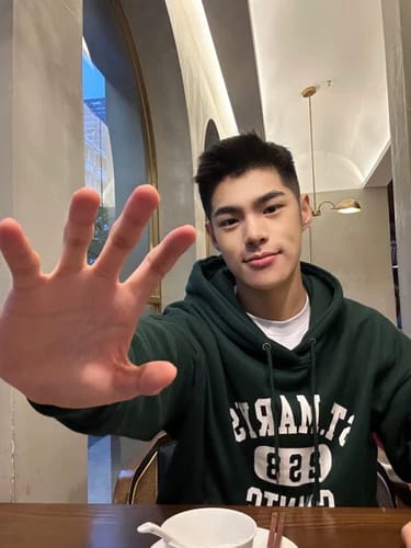 Customer photo review of GS No. 79 Korean Loose Hoodie