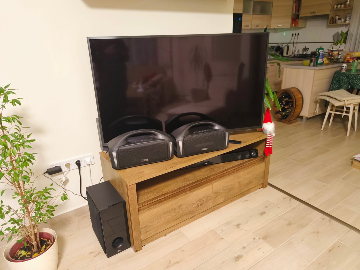 Customer photo review of Tribit StormBox Blast Portable Bluetooth Speaker