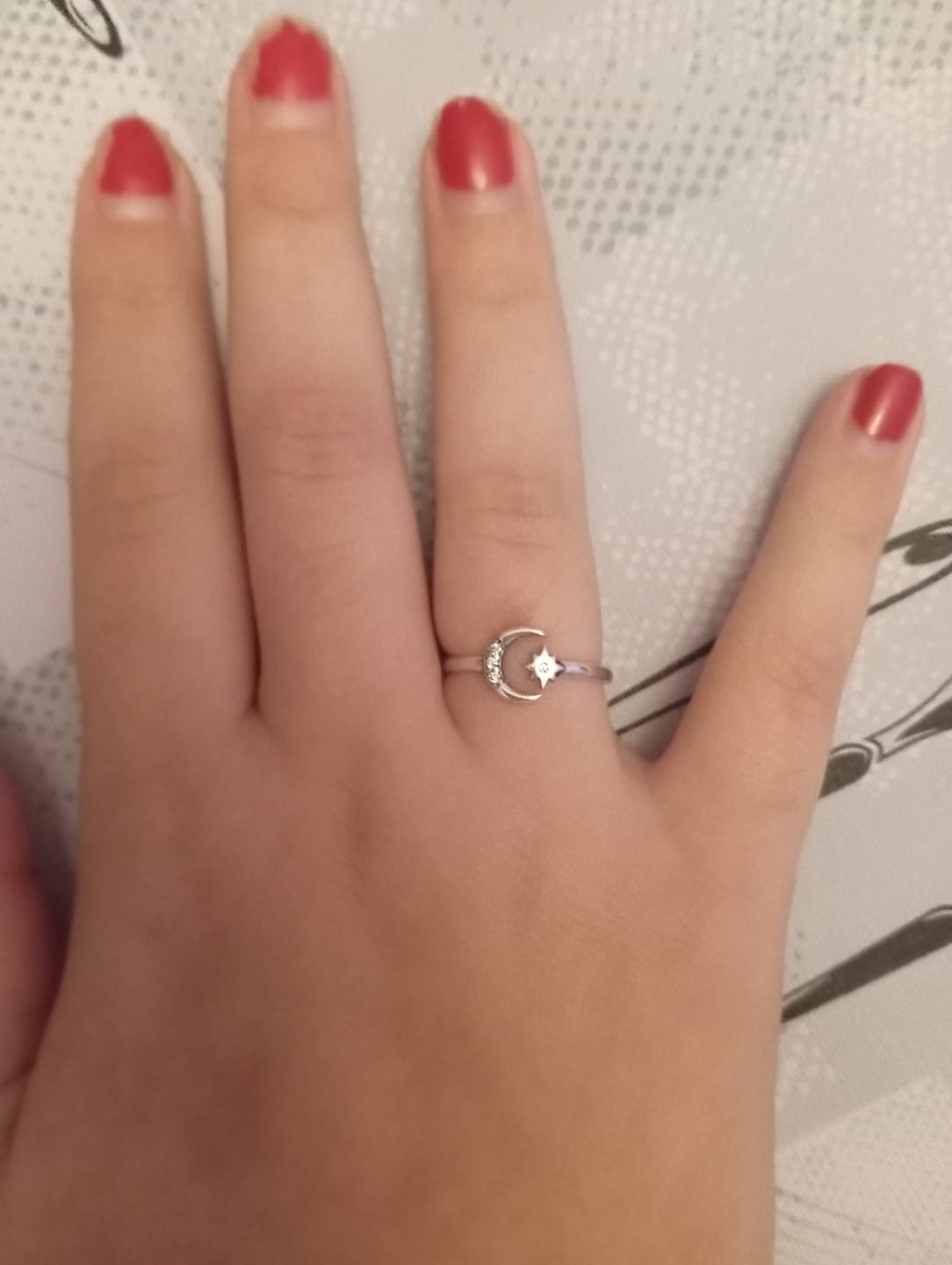 Customer photo review of Anillo Luna y Estrella