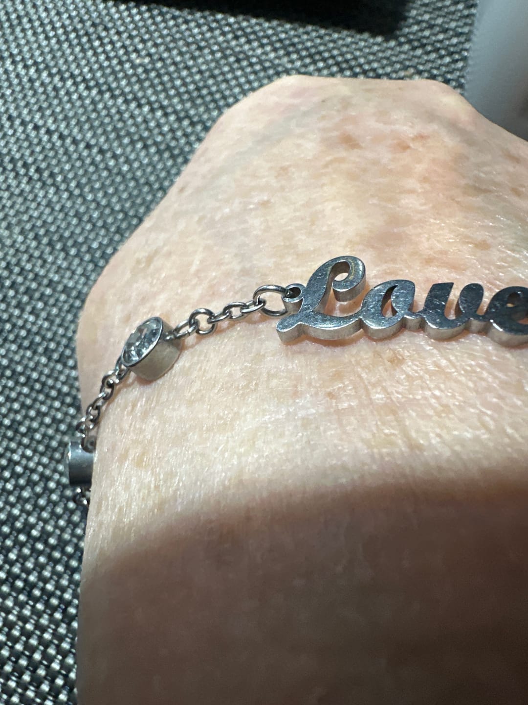 Customer photo review of Bracelet Personnalisé avec Cristal