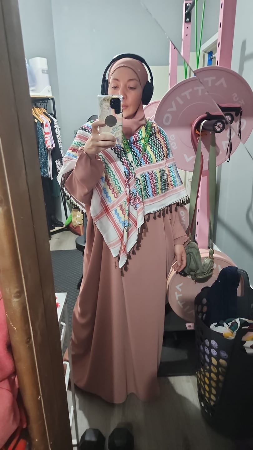 Customer photo review of One Piece Prayer Jilbab - Pink
