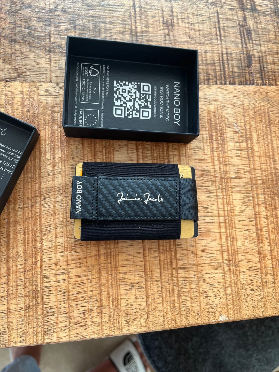 Customer photo review of Nano Boy card holder wallet with small elastic coin pocket