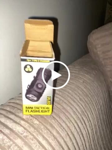 Customer video review of Three-Eyed Monster Mini Flash Super Power Flashlight