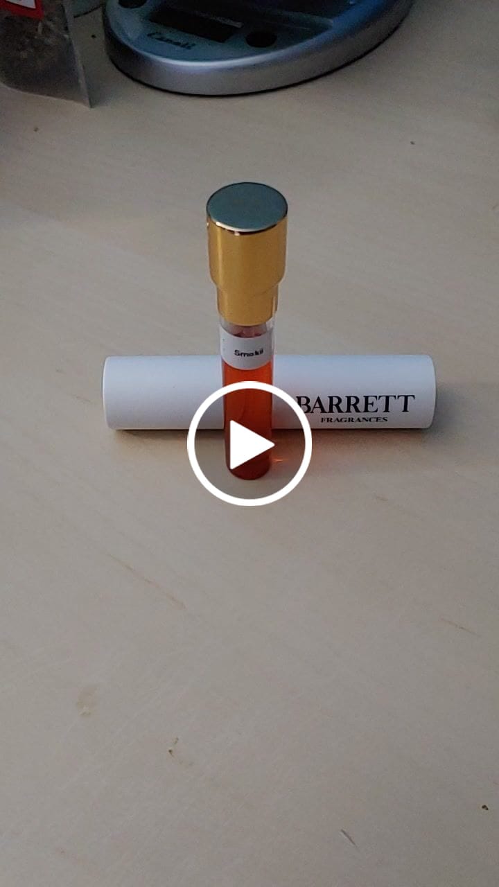 Customer video review of Smokii inspired by Cherry Smoke