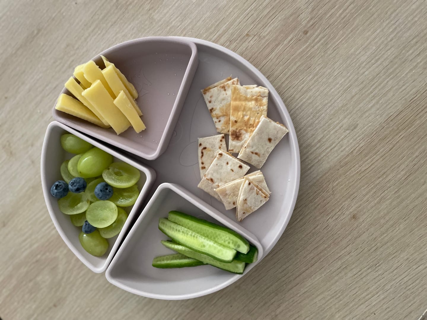 Customer photo review of Multi-use Silicone Divider Plate - Seashell [BEST SELLER]