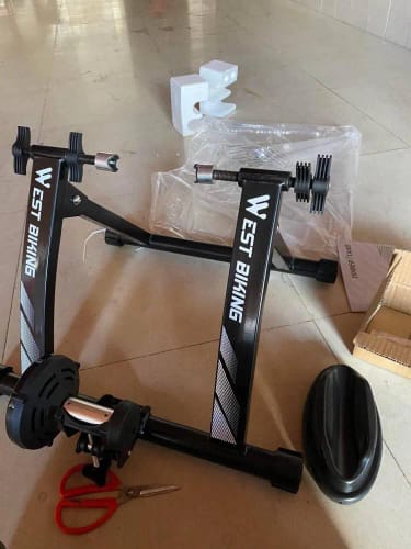 Customer photo review of Indoor Exercise Bike Trainer Home Training Magnetic Resistance Bicycle Trainer