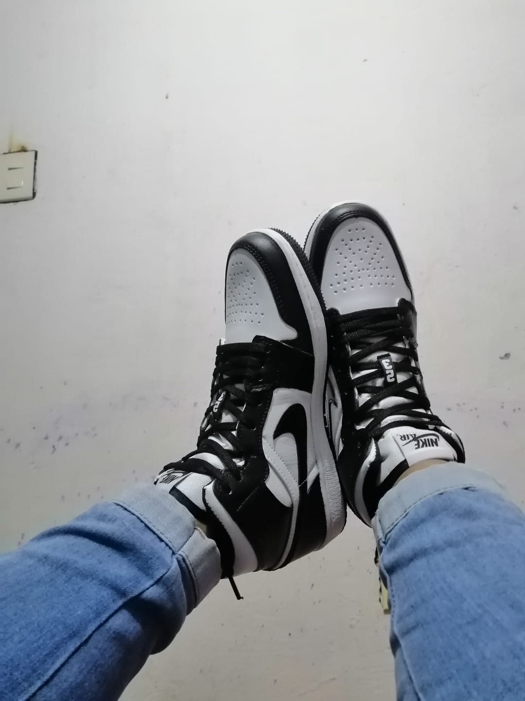 Customer photo review of Tenis Retro 1 Vaquita