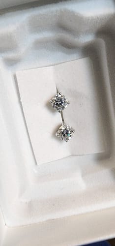 Customer photo review of » VVS Moissanite Solitaire Stud Earrings (100% off)