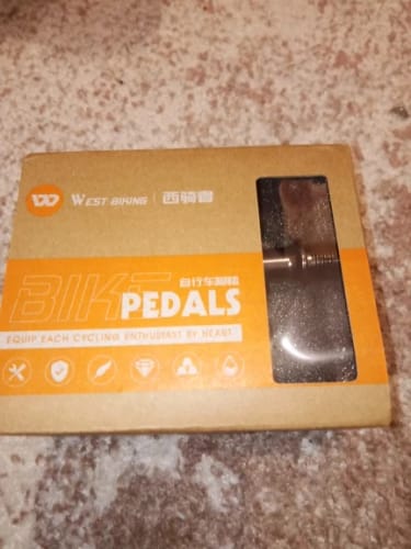 Customer photo review of APeX Alloy Bicycle Pedals - Ultralight CNC Aluminium Alloy - Anti-Slip - Flat Pedals - 3 Bearing