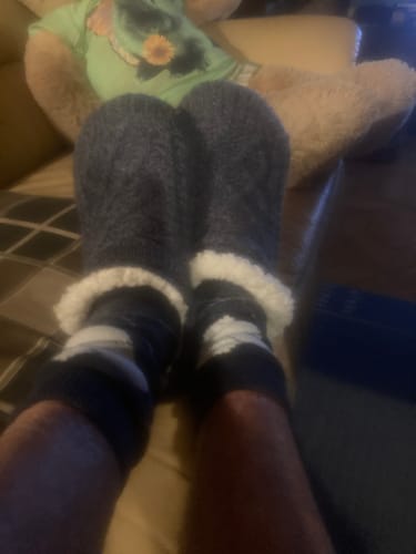 Customer photo review of Flauschige Pantoffelsocken mit V-Mund