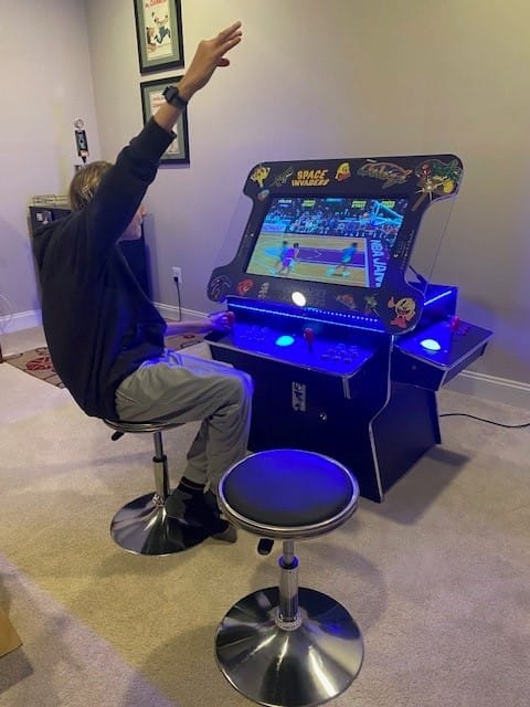 Customer photo review of Cocktail Arcade Machine 3505 Games  Tilt Up Black Lift Up Retro Multi-cade Table