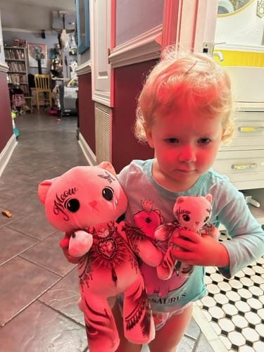 Customer photo review of Ryan Ashley Omnia Plushie + Mini