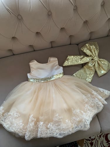 Customer photo review of Baby Gril Birthday Party Dress Sequins Puffy Gril Dress Princess Dress Girl Formal Dresses