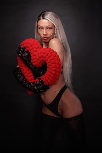 Customer photo review of Regina