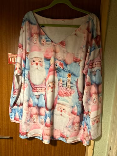 Customer photo review of Oberteil mit buntem Weihnachtsmuster