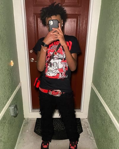 Customer photo review of Black Tour Yellow AJ 4 Thunder DopeSkill Unisex T-Shirt Real Lover Graphic