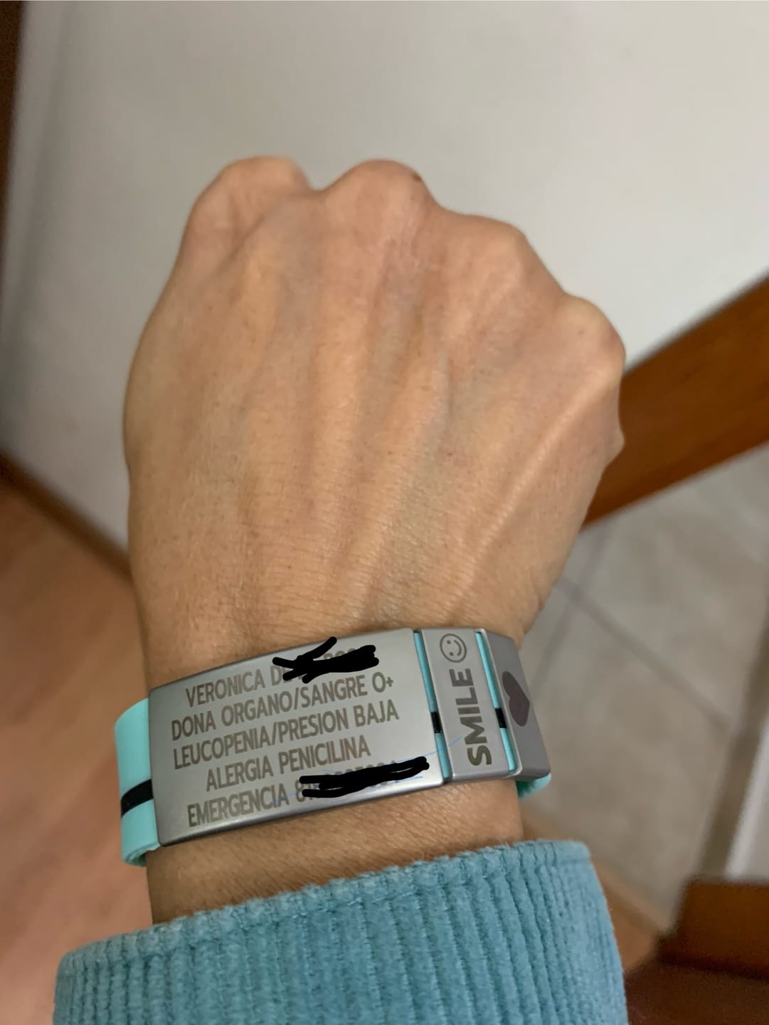 Customer photo review of AxoID - Brazalete de Emergencia