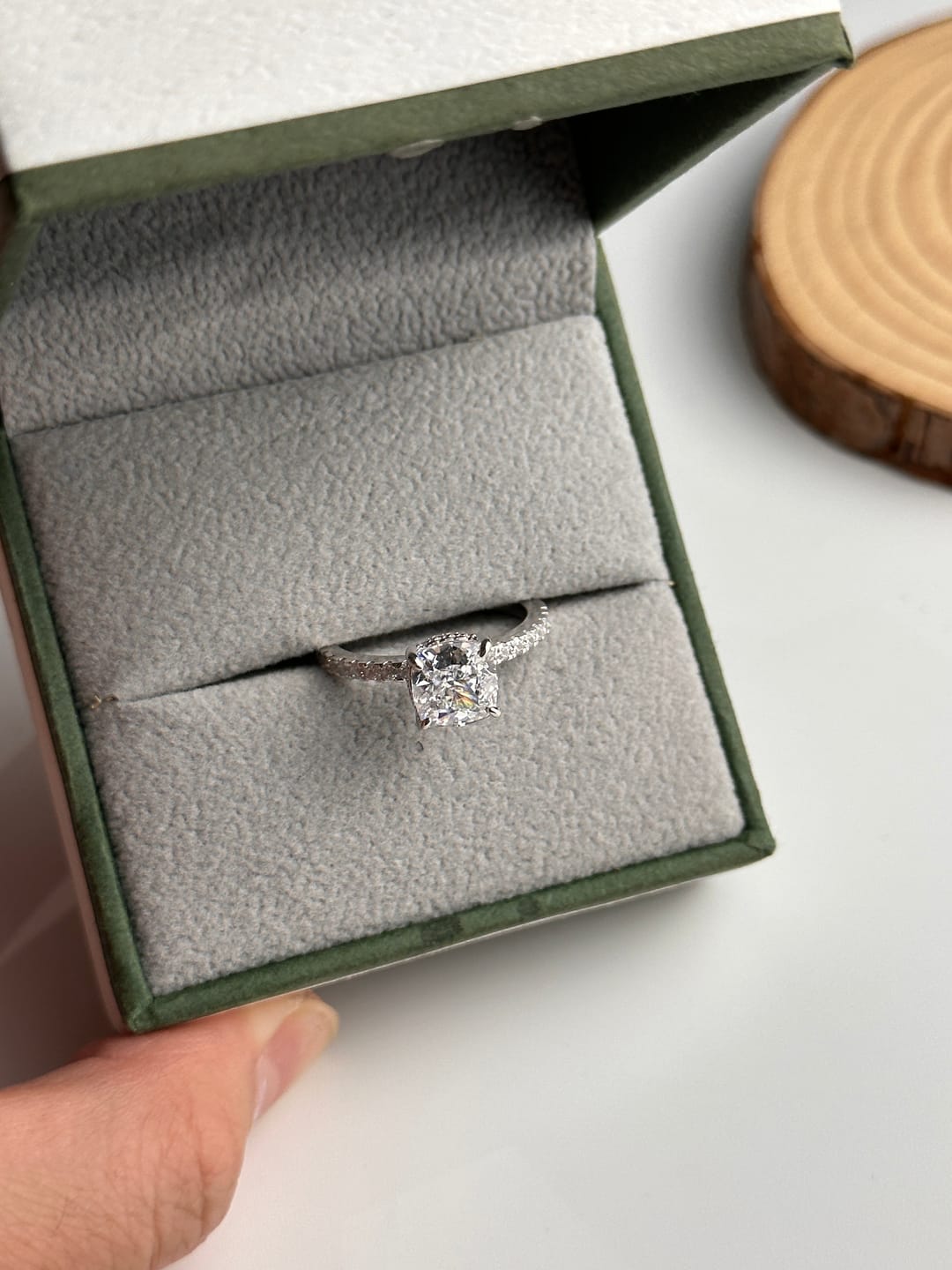 Customer photo review of Louily 2~2.5 Carat Cushion Cut White Sapphire Women's Engagement Ring