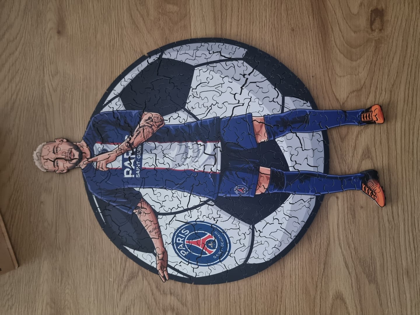 Customer photo review of Neymar Jr. - Wooden Puzzle
