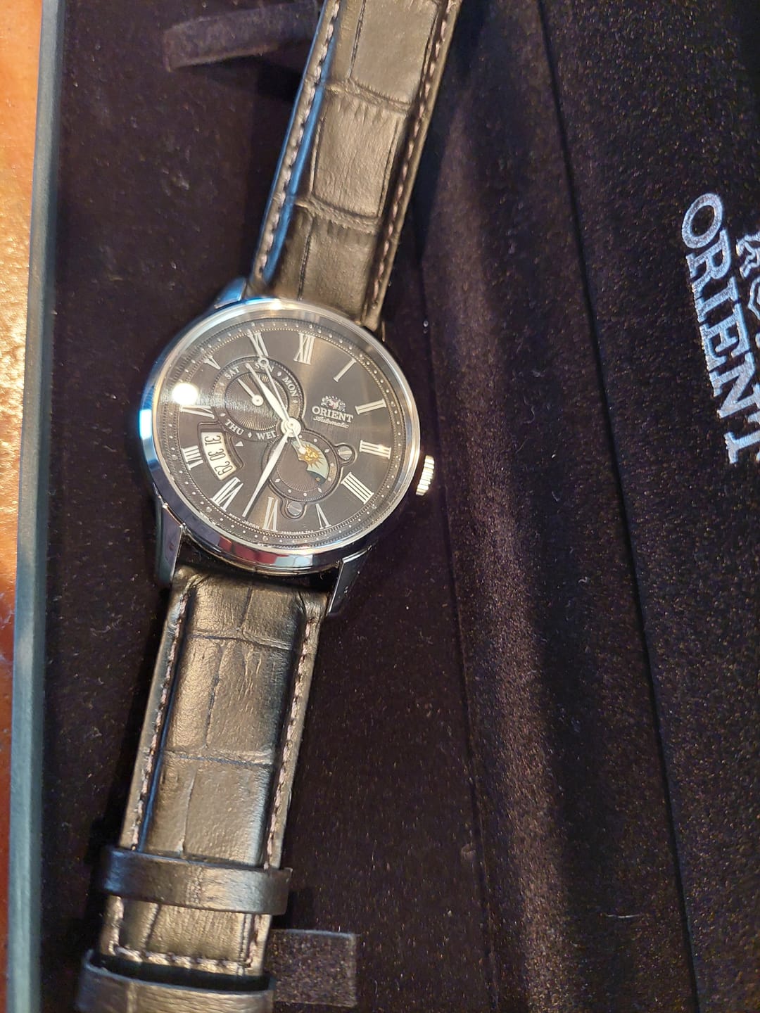 Customer photo review of Reloj Orient Automatic RA-AK0010B10B Sun & Moon Sapphire 42,5 mm