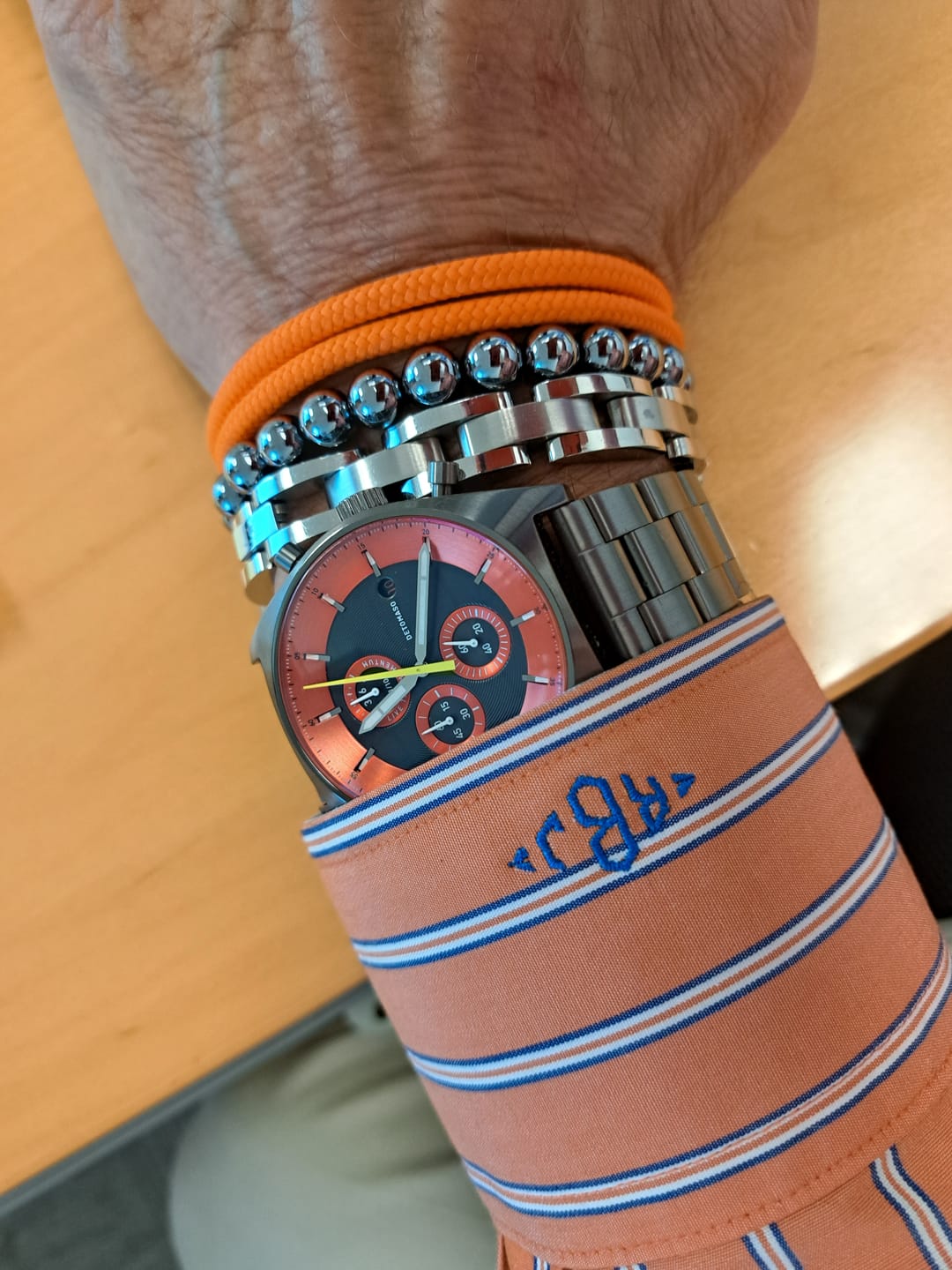 Customer photo review of Paracord Bracelet Magnetic Purple