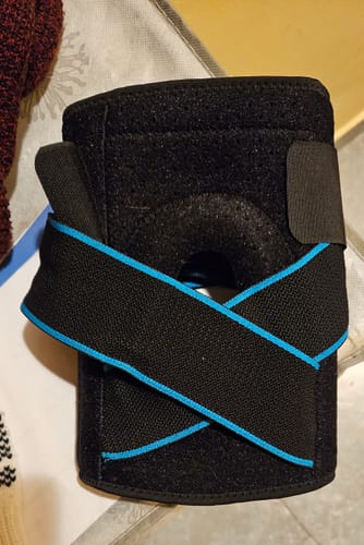 Customer photo review of Zselés Térdrögzítő