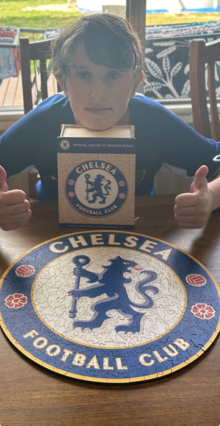 Customer photo review of Chelsea FC® Logo - Wooden Puzzle