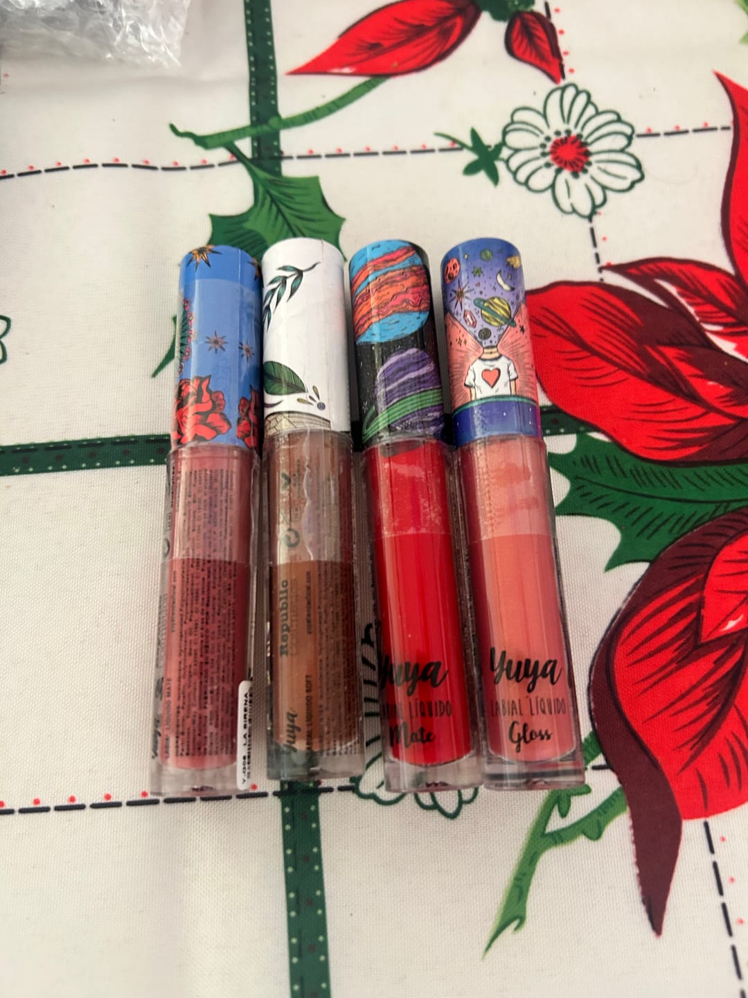 Customer photo review of Yuya Labial Gloss "Tu Magia"
