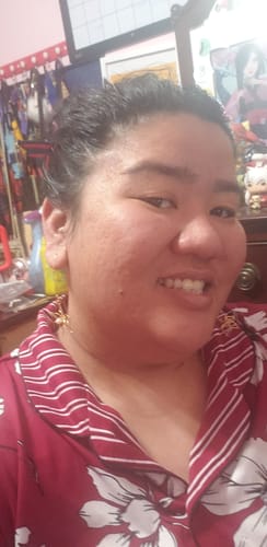 Customer photo review of Flora Fino Pearl Threader Earrings