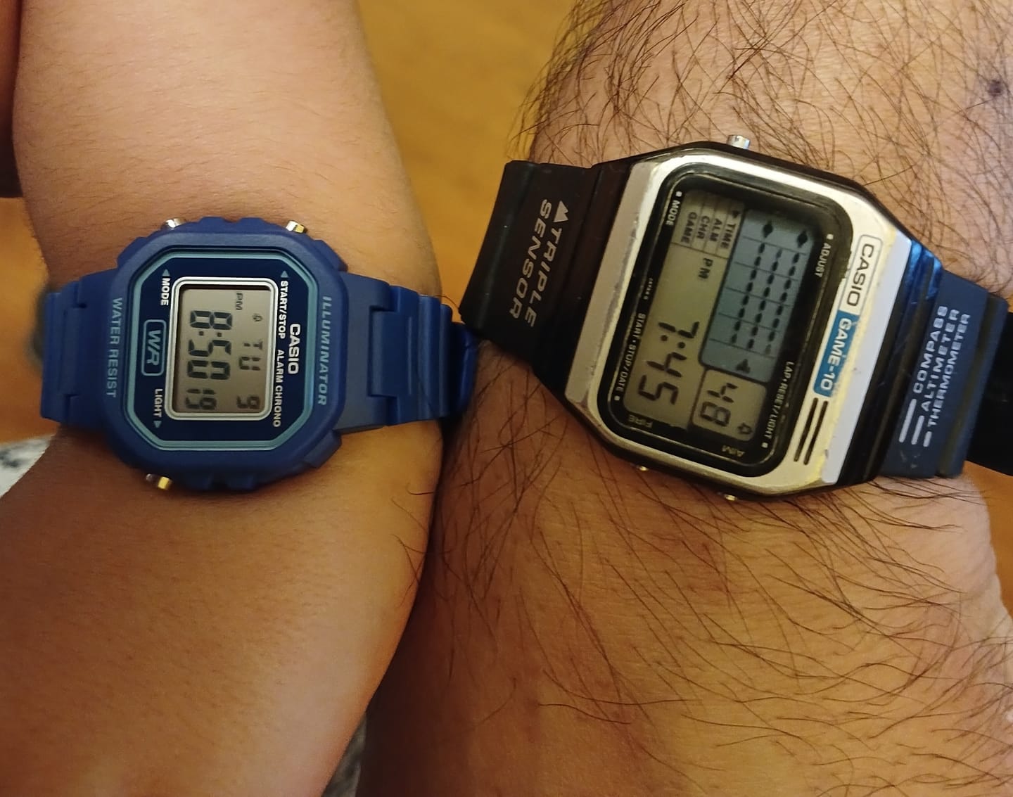 Customer photo review of Reloj Casio Vintage LA-20WH-2ADF Azul