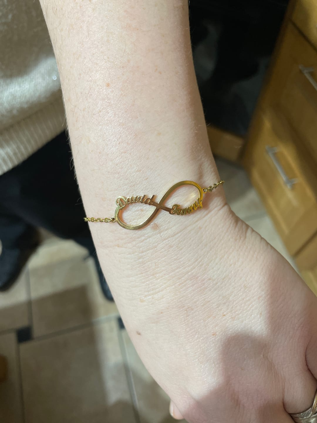 Customer photo review of Bracelet Infini