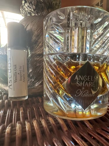 Customer photo review of VANILLA OAK PERFUME OIL
