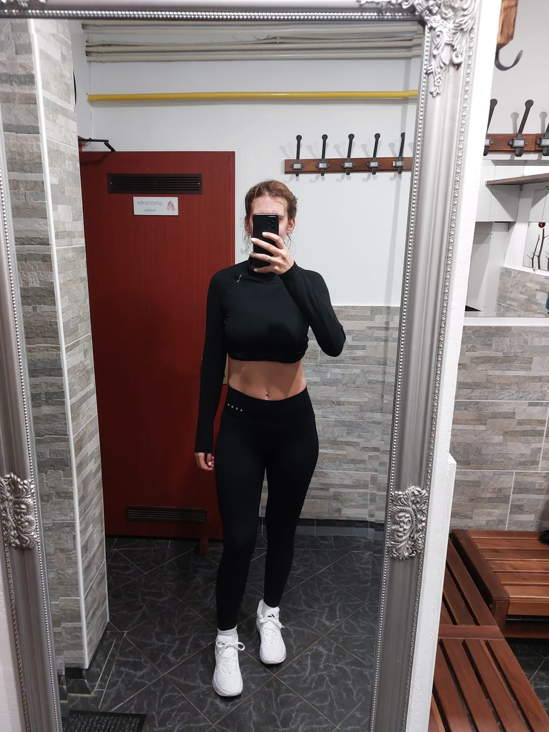 Customer photo review of MOTION SEAMLESS LEGGINGS