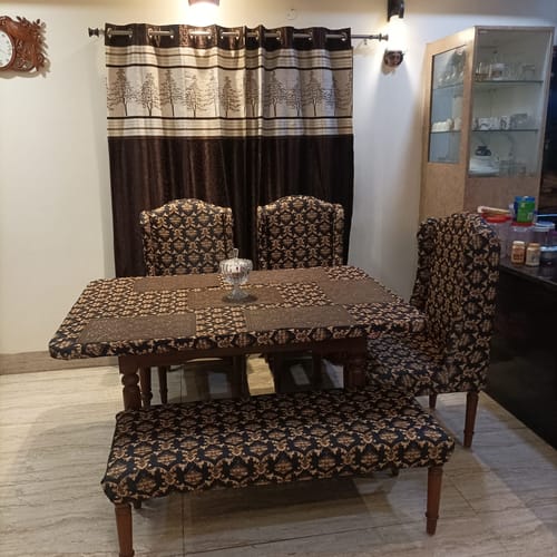 Customer photo review of DivineTrendz Exclusive - Royals Black Elastic Chair & Table Cover