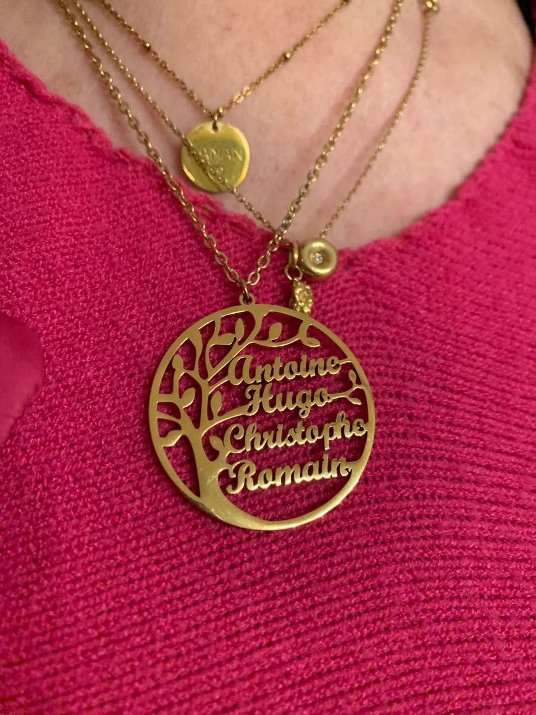 Customer photo review of Collier Prénom Arbre Généalogique - Arbre de vie