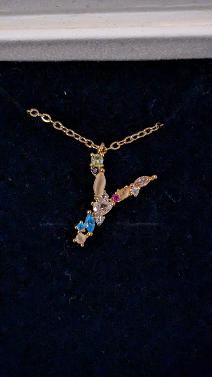 Customer photo review of Buchstaben Kette